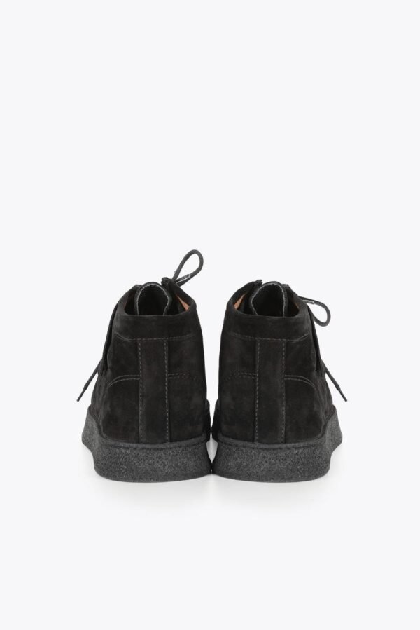 Black moccasins. - Image 2